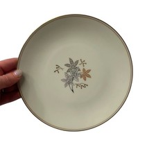 Noritake China Plate 8550 Leaf