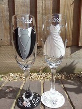 Personalised hand painted Glass Champagne Flutes bride and groom wedding