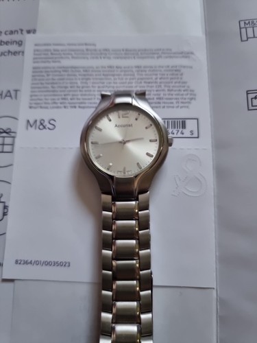 Accurist mb074 quartz watch - accurist,