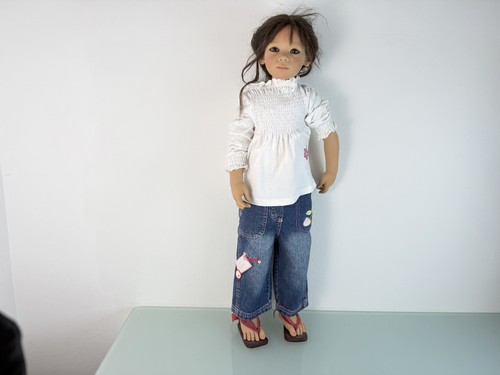 Artist doll annette - artist,