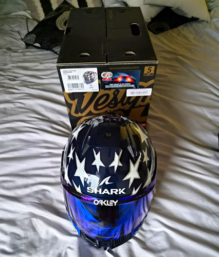 Shark skwal motorcycle - shark, i3