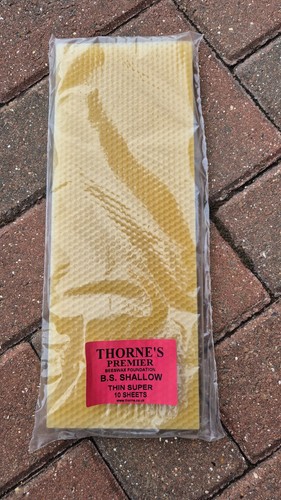 Thorne beeswax foundation - beeswax, bs