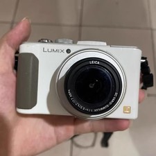 Panasonic DMC-LX7 10.1MP 3.8x