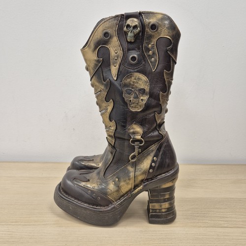 New rock pirate skull - new,
