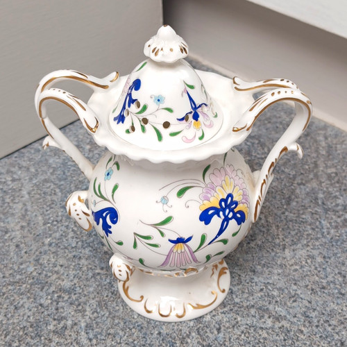 Coalport bone china hand - bone,