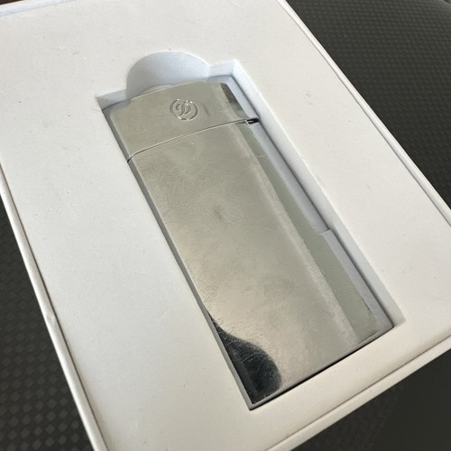 Dupont chrome lighter with - chrome,