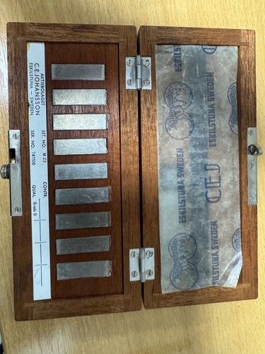 Johansson slip gauge set - slip,