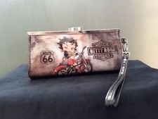 Betty Boop Route 66. Small Loop Clutch Bag. Karacter Mania. MOTOR BETTY BOOP.