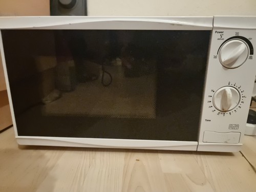 Tesco mm08 white microwave - mm08,