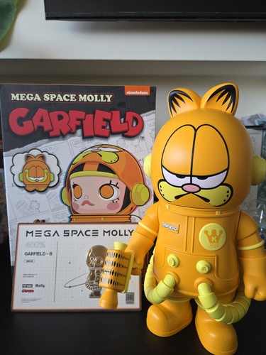 Pop mart mega space molly - space,