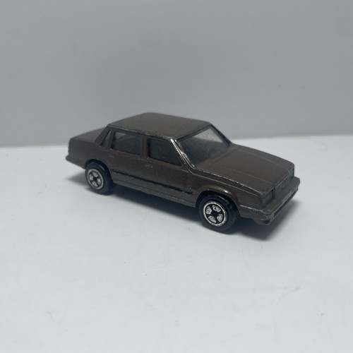 Vintage corgi volvo - corgi, saloon