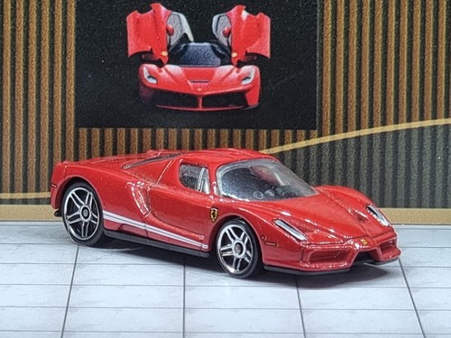 Hot wheels ferrari enzo - ferrari,