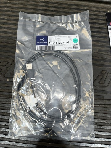 Genuine mercedes benz usb - genuine,