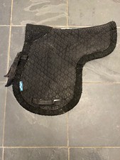 Small / Pony Nuumed Griffin Acrylic Fleece Fake Wool Black GP Show Numnah