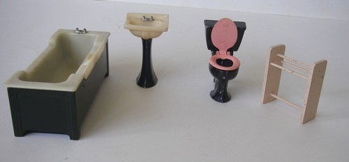 Vintage 1960s dolls house - vintage,