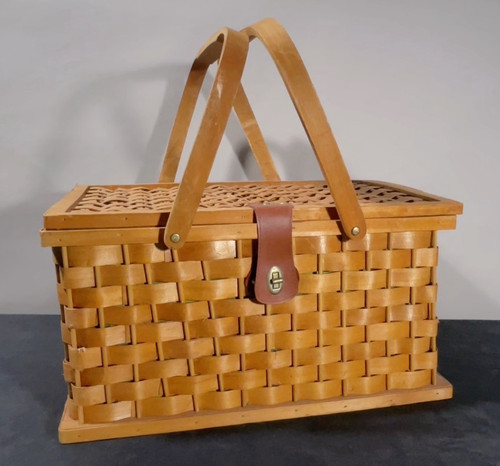 Vintage wooden picnic - wooden,