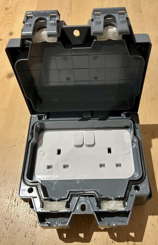 Outdoor socket schneider 13a - outdoor,