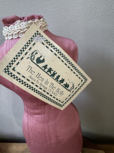 Vintage the hen - vintage, in