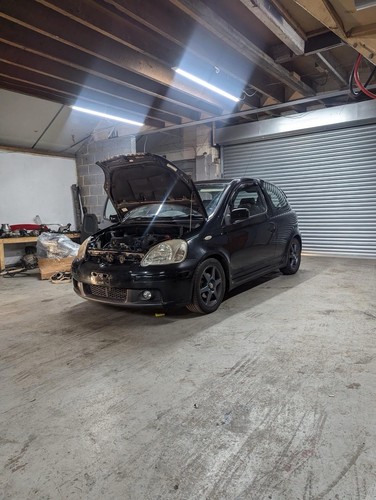 Toyota yaris sport - sport,