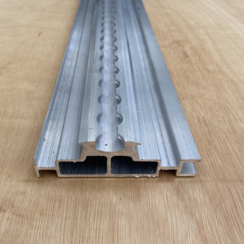 Heavy duty rail floor track - rail,