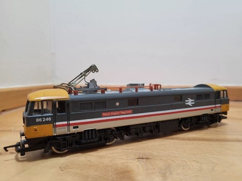 Hornby r800 class 2 - hornby,