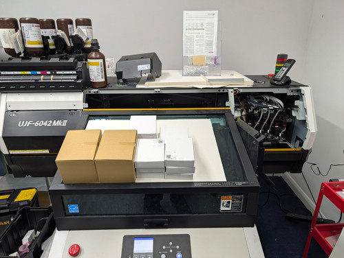 Mimaki flatbed printer - uv,