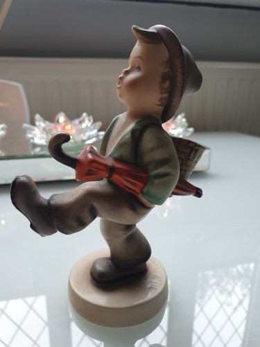 Hummel goebel figurine boy - goebel,
