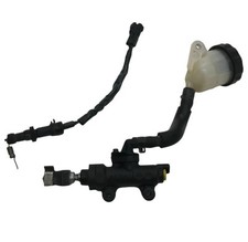 Rear brake master cylinder