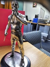 Queen 'Freddie Mercury' Statue 2004 Music Legends 'Silver Dreams' Leonardo