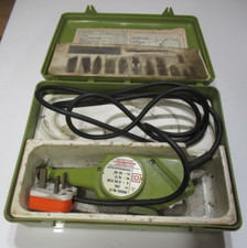 Nice Vintage Burgess Powerline Electric Engraver Model 72 2 Speed With Tools