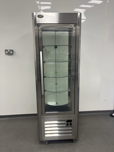 Refrigerated display roller - display,