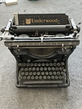 Underwood Vintage Typewriter