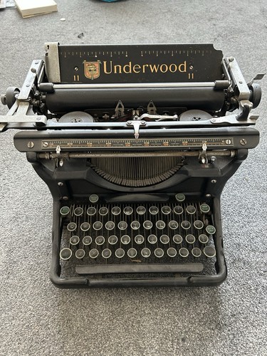 Underwood vintage typewriter - underwood,