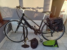 Giant Hybrid Ladies Bike with