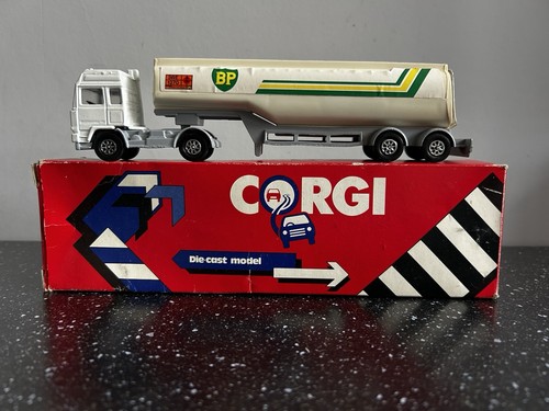 Mint corgi boxed - mint, seddon