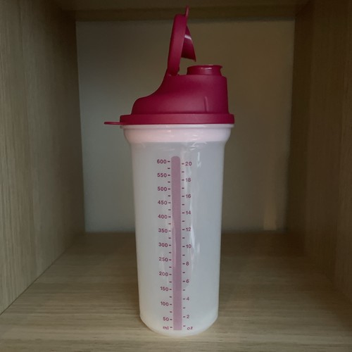 Tupperware mix fix shaker - tupperware,