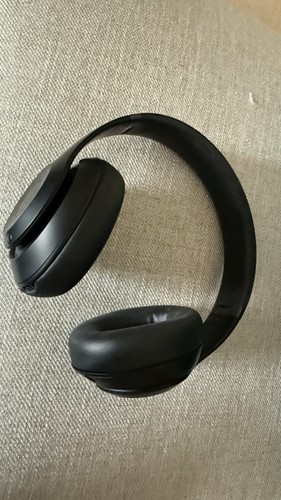 Genuine beats studio pro - beats,