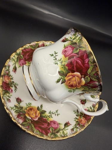 Royal albert old country - royal, roses