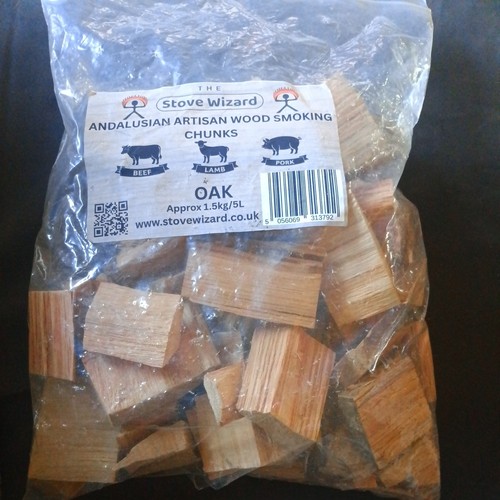 Bbq smoking wood chips oak - bbq,