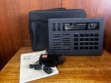 Roland R-8 Human Rhythm Composer Drum Machine NEW INTERNAL BATTERY!! w/ gig bag