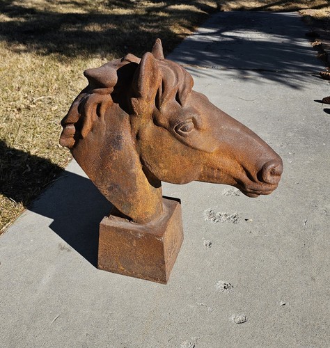 Large cast iron horse - horse, head