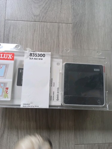 New velux 835300 - new, 3lr