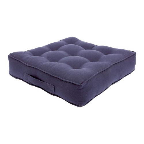 Square armchair booster - square,