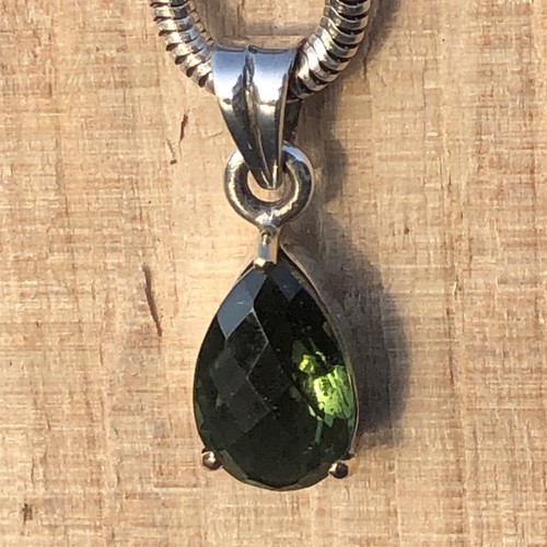 Moldavite chequer cut pendant - chequer,
