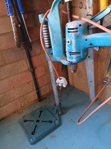 Black and decker - drill, stand