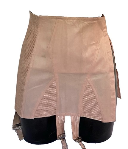 Girdle under bust corset boned