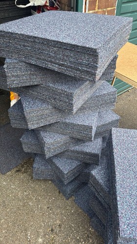 Carpet tiles bulk - , on