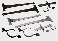 18" Tee Hinge Pair & Suffolk