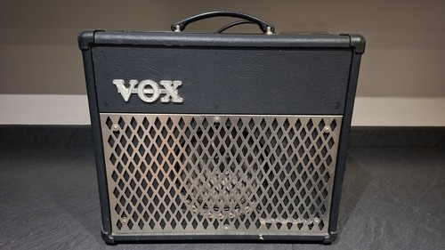 Vox valvetronix vt15 - vt15, 15