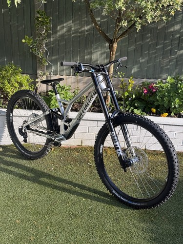 Specialized demo 2025 size - specialized,